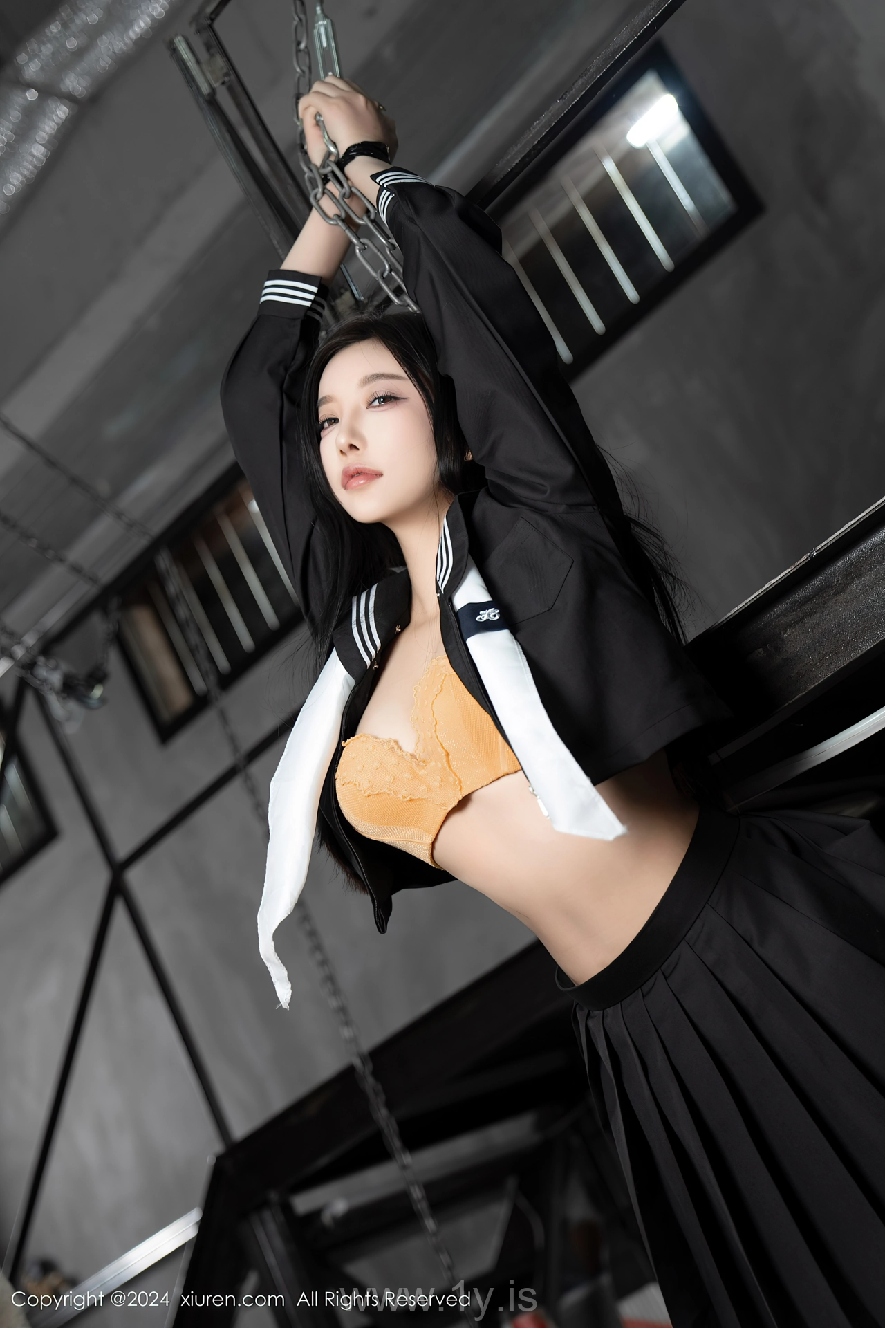 XIUREN(秀人网) No.8080 Glamorous & Nice-looking Chinese Temptress 杨晨晨Yome