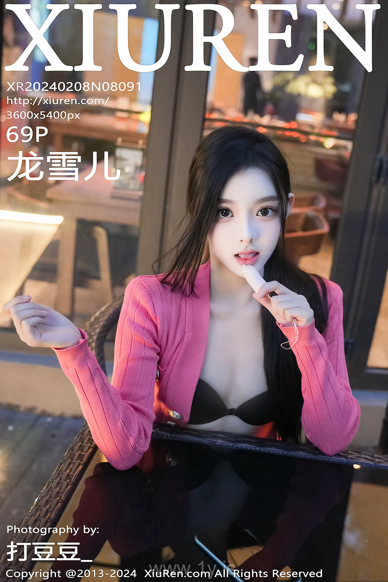XIUREN(秀人网) No.8091 Enigmatic Asian Nymph 龙雪儿