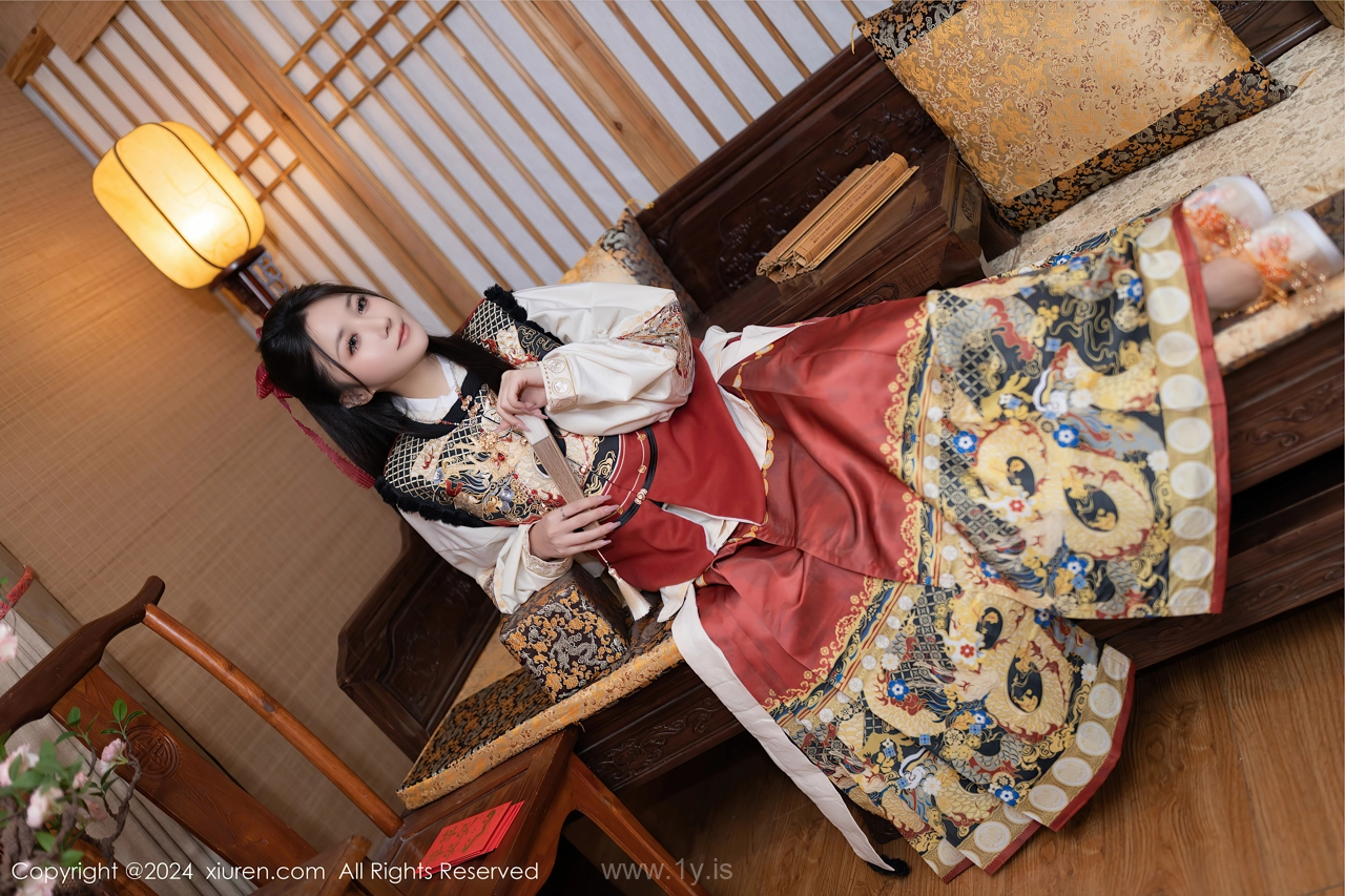XIUREN(秀人网) No.8095 Bewitching Asian Beauty 鱼子酱Fish