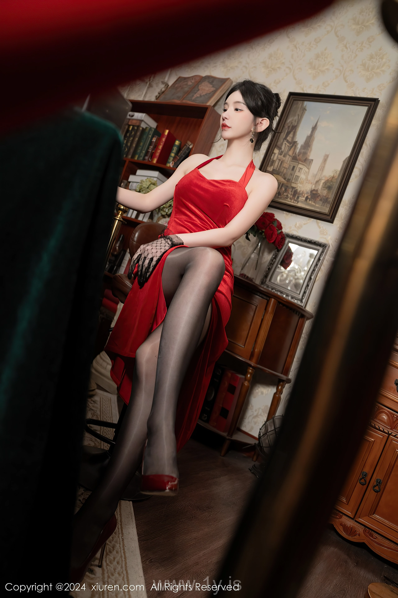 XIUREN(秀人网) No.8097 Vivacious & Good-looking Chinese Jewel 周于希Sally