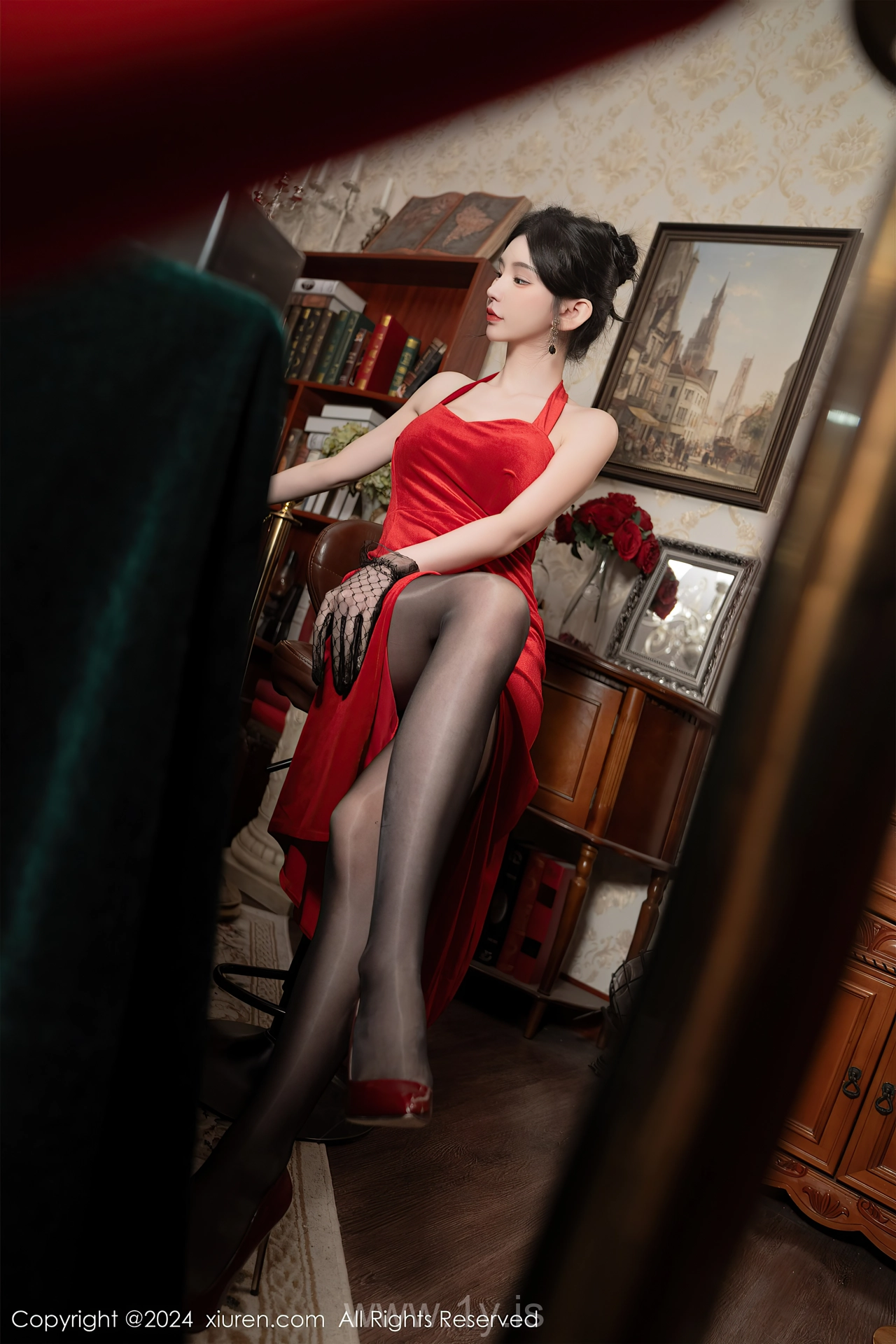 XIUREN(秀人网) No.8097 Vivacious & Good-looking Chinese Jewel 周于希Sally