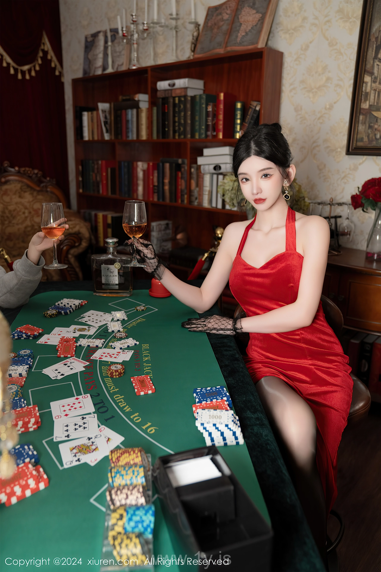 XIUREN(秀人网) No.8097 Vivacious & Good-looking Chinese Jewel 周于希Sally