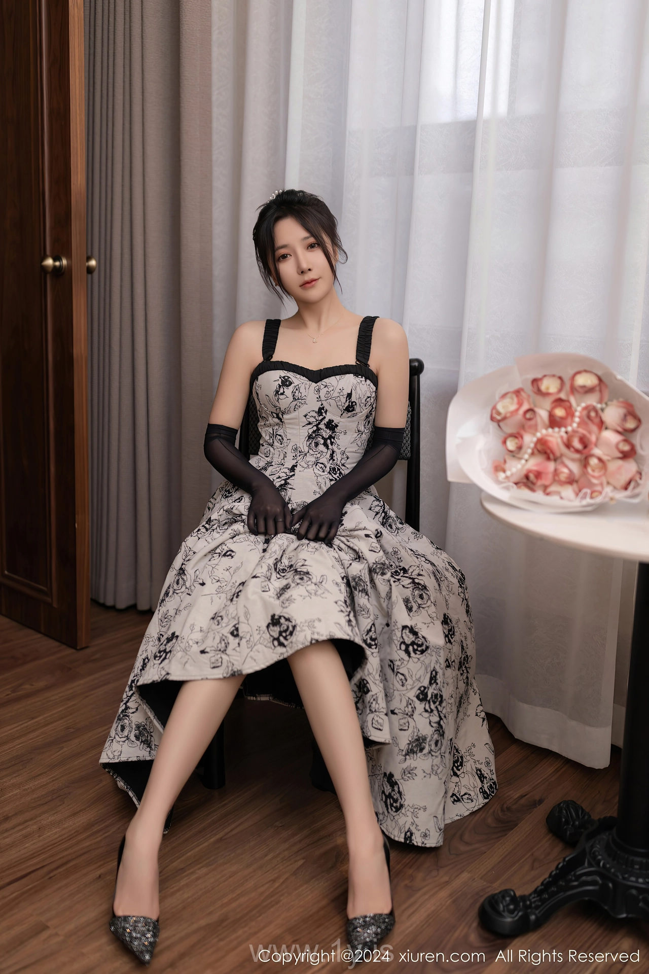 XIUREN(秀人网) No.8109 Glamorous & Tempting Asian Model 鱼子酱Fish