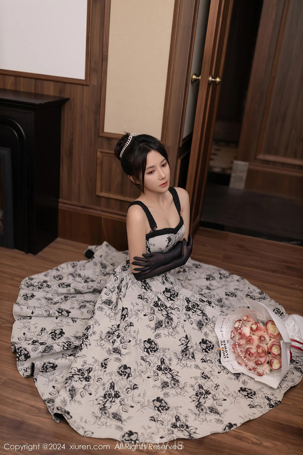 XIUREN(秀人网) No.8109 Glamorous & Tempting Asian Model 鱼子酱Fish