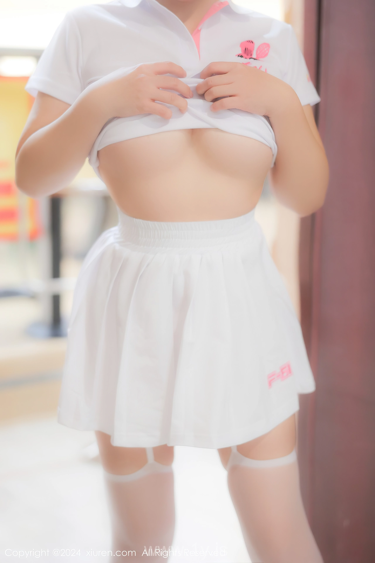 XIUREN(秀人网) No.8118 Playful & Slim Asian Dreamgirl 小薯条nienie