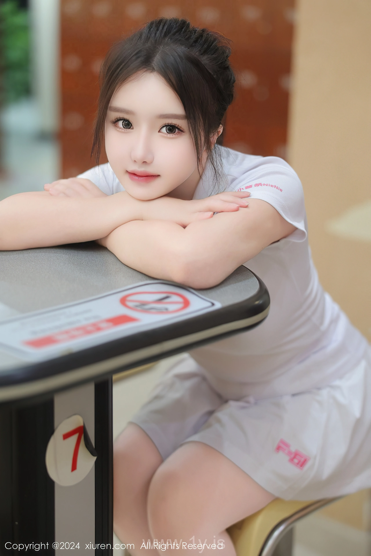 XIUREN(秀人网) No.8118 Playful & Slim Asian Dreamgirl 小薯条nienie