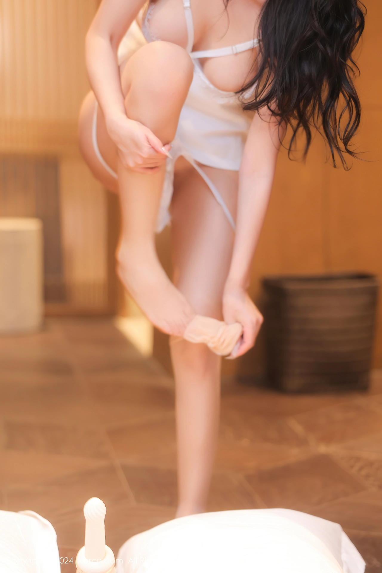 XIUREN(秀人网) No.8119 Tempting & Enchanting Asian Vixen 小泡芙winna