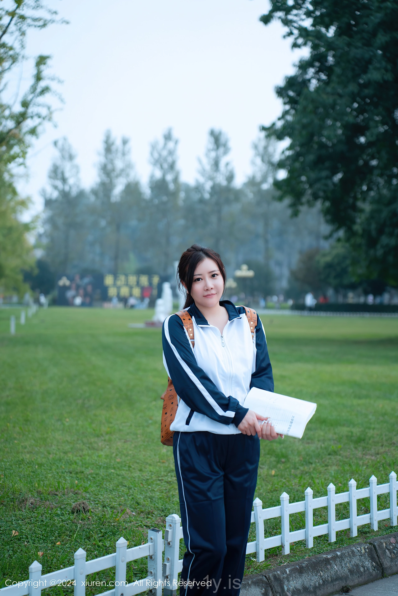 XIUREN(秀人网) No.8122 Delicate Chinese Homebody Girl 王婉悠Queen