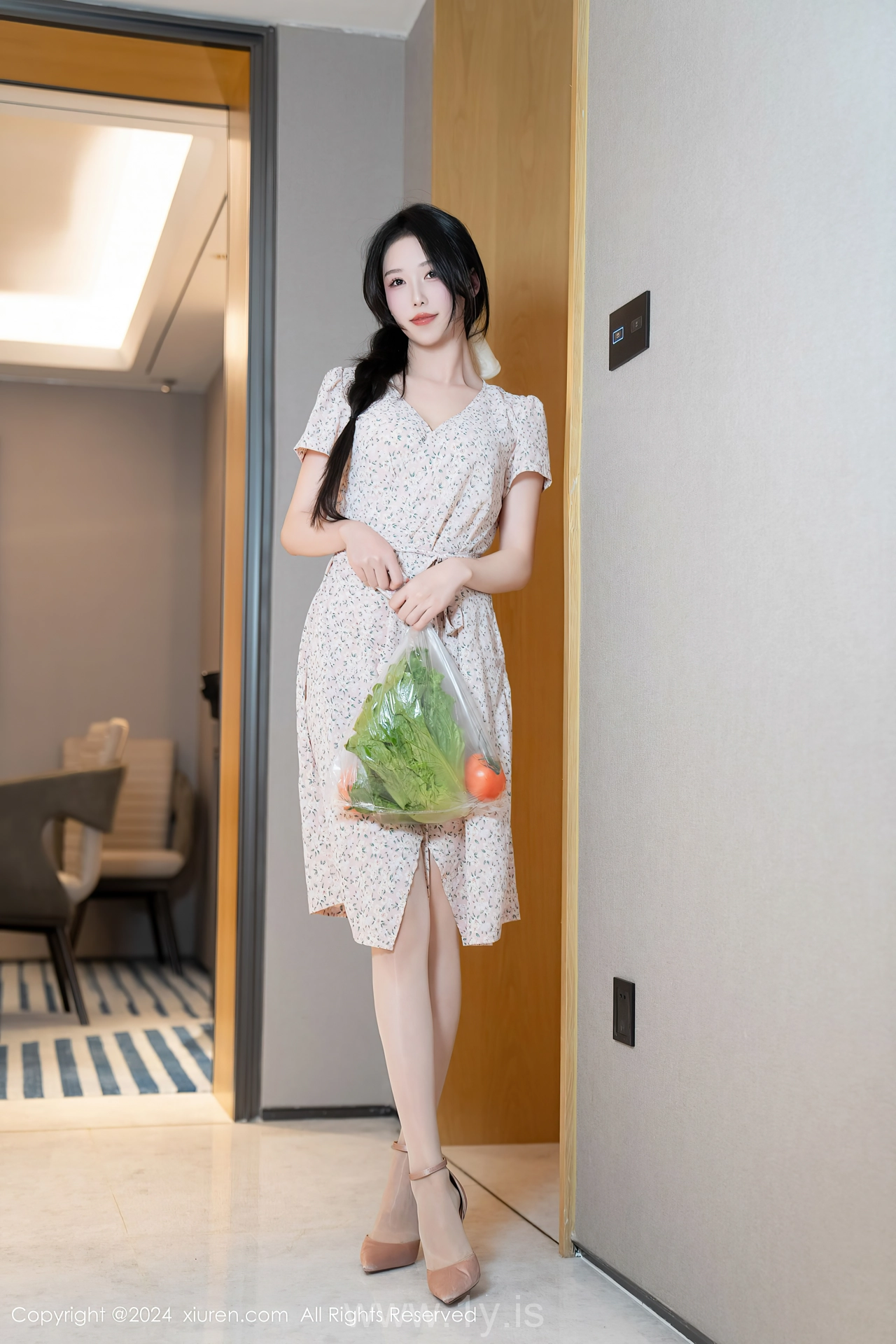 XIUREN(秀人网) No.8130 Slender Asian Starlet 利世