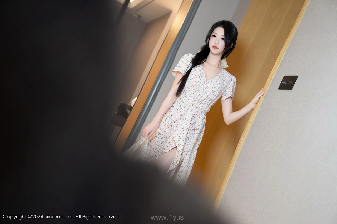 XIUREN(秀人网) No.8130 Slender Asian Starlet 利世