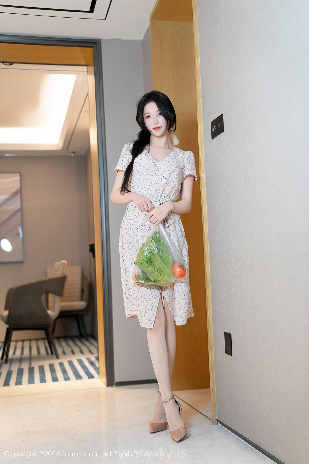 XIUREN(秀人网) No.8130 Slender Asian Starlet 利世