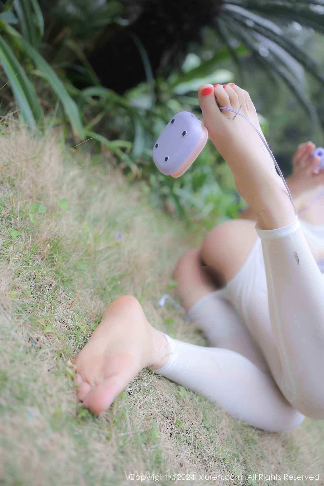 XIUREN(秀人网) No.8132 Vivacious & Radiant Asian Mature Princess 桃妖夭