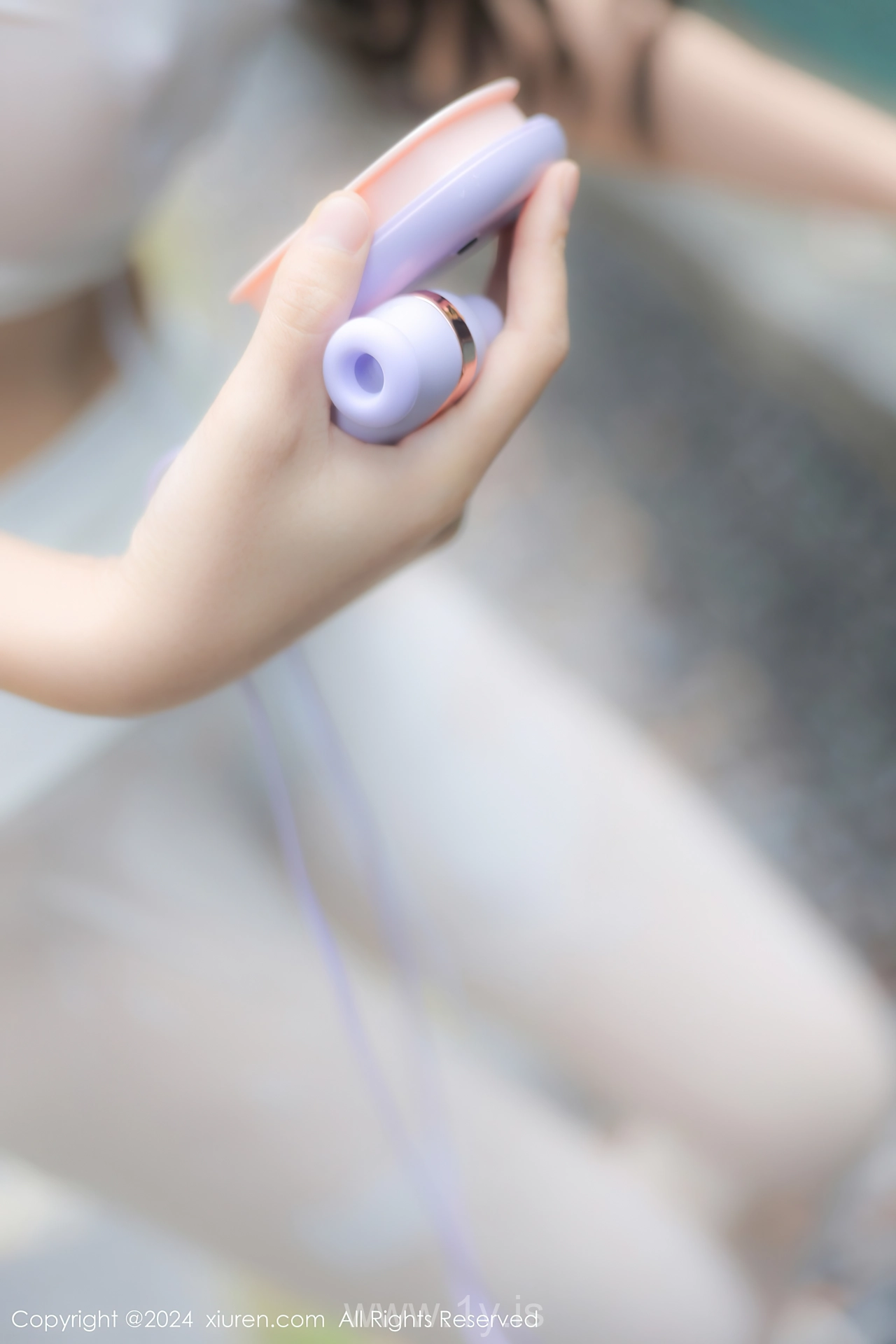 XIUREN(秀人网) No.8132 Vivacious & Radiant Asian Mature Princess 桃妖夭