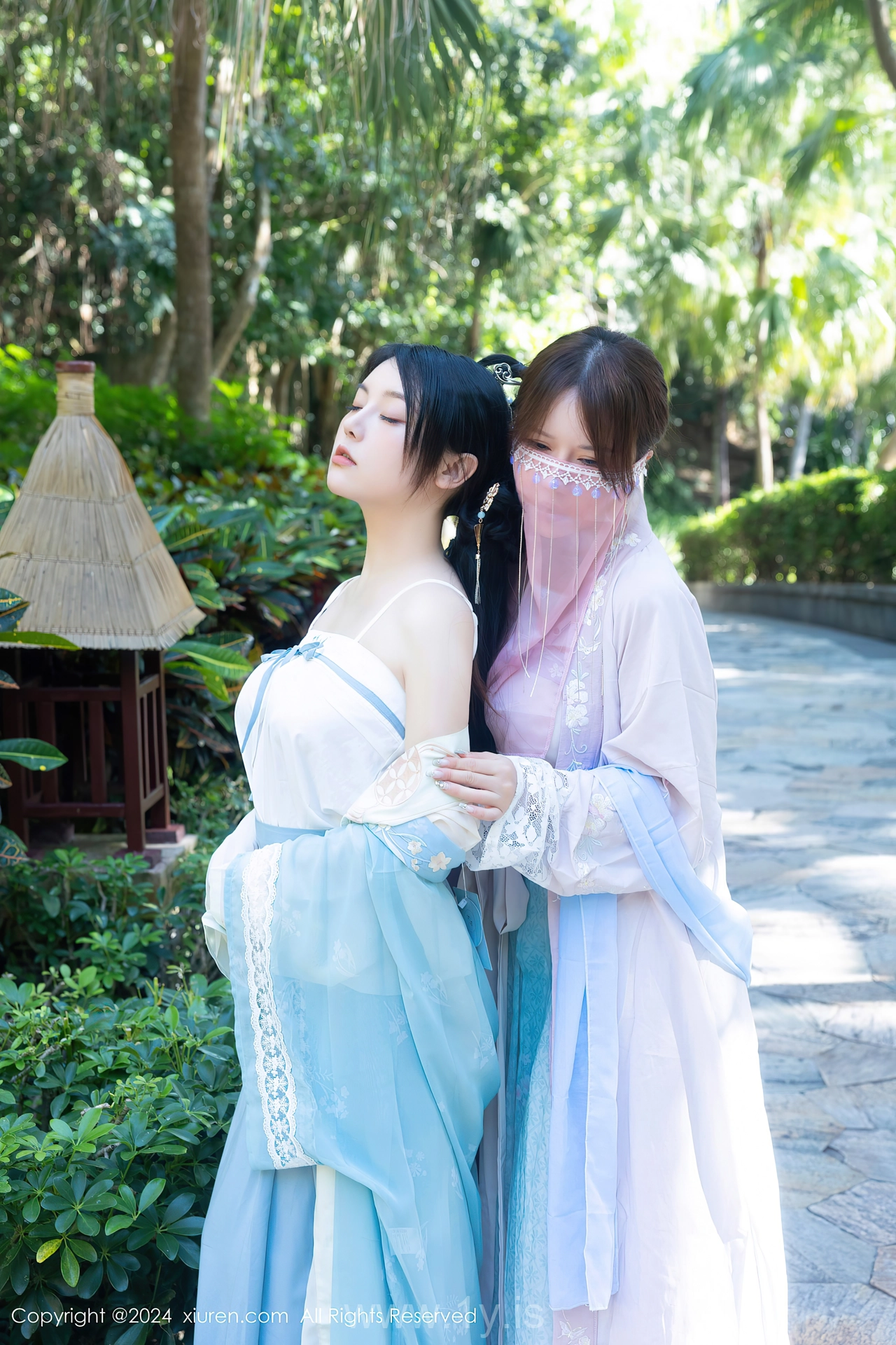 XIUREN(秀人网) No.8137 Chic Asian Girl 模特合集