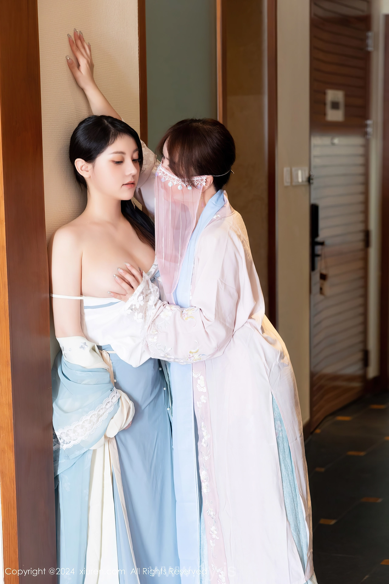 XIUREN(秀人网) No.8137 Chic Asian Girl 模特合集