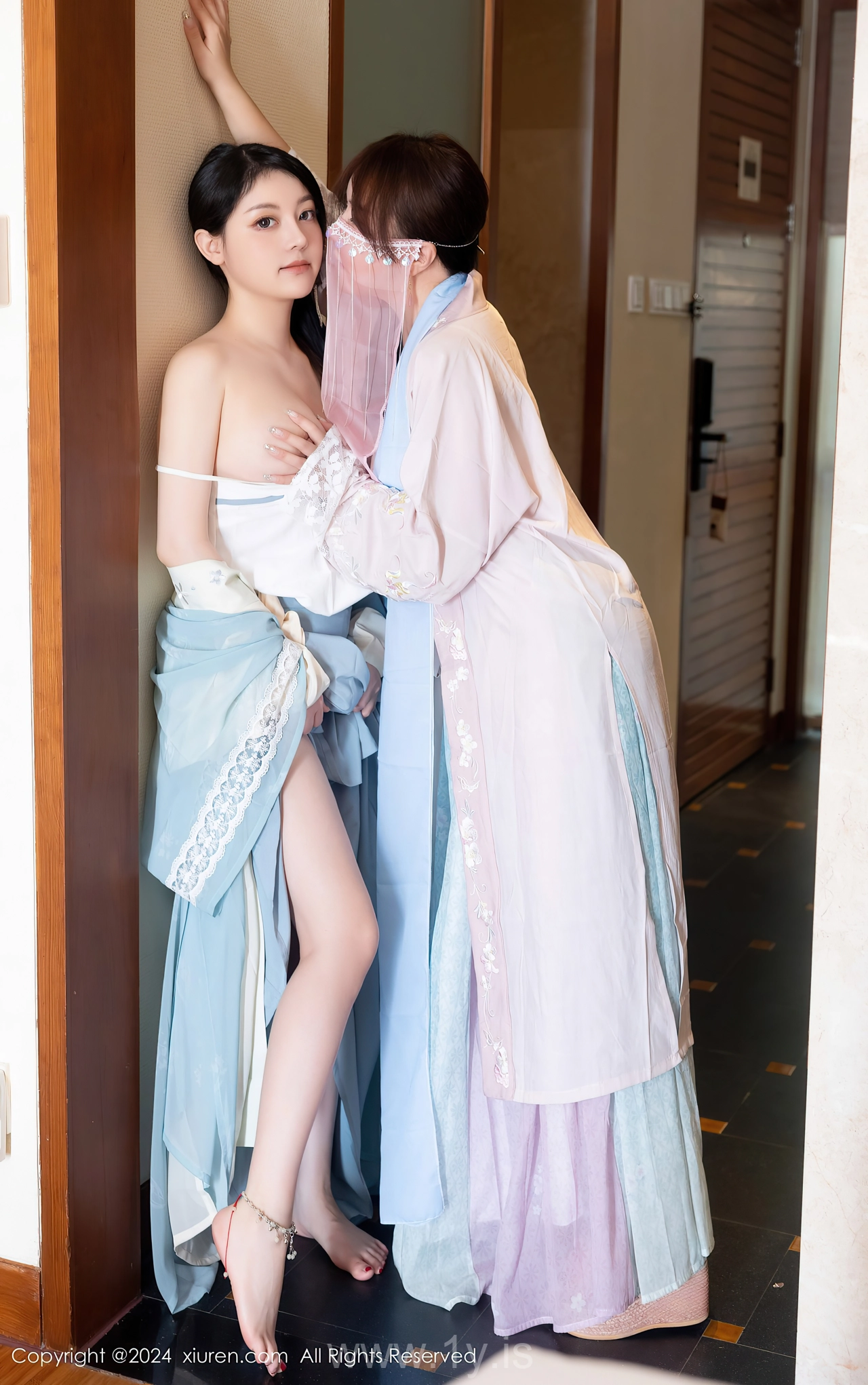 XIUREN(秀人网) No.8137 Chic Asian Girl 模特合集