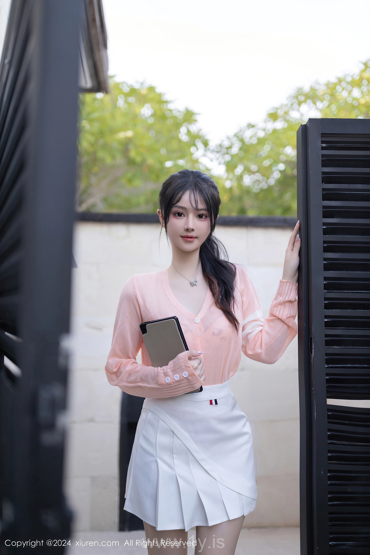 XIUREN(秀人网) No.8138 Delightful & Adorable Chinese Siren 幼幼