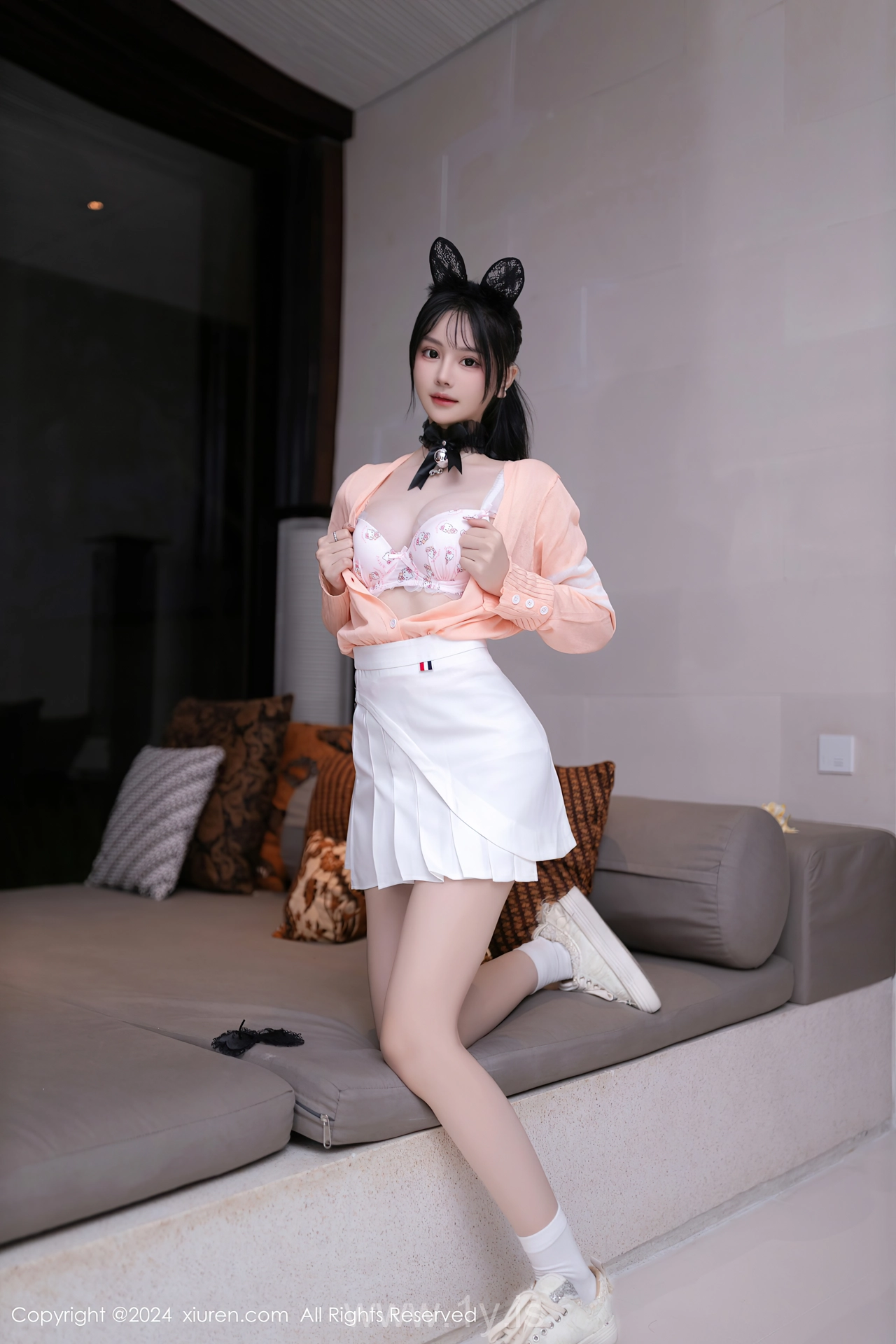 XIUREN(秀人网) No.8138 Delightful & Adorable Chinese Siren 幼幼