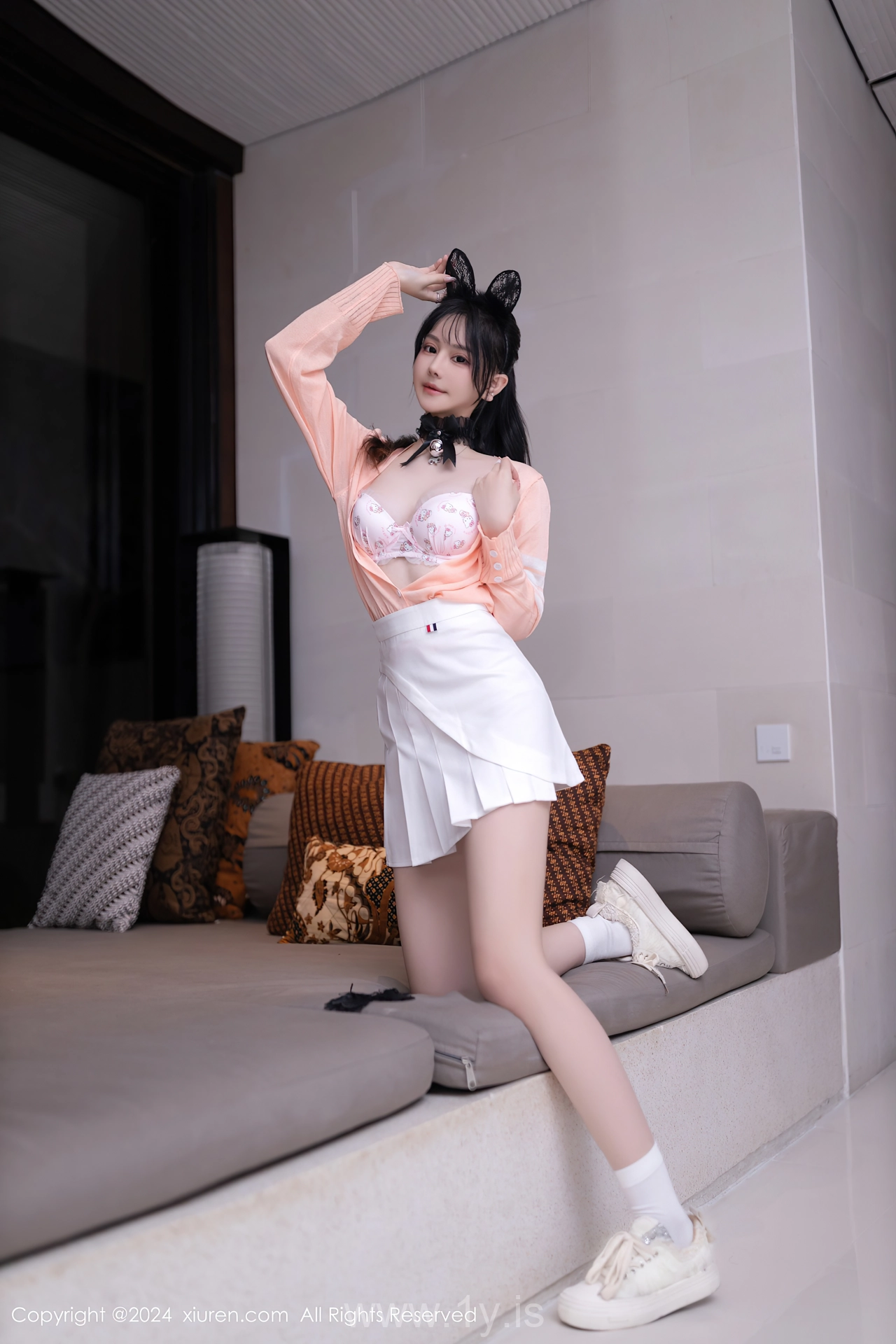 XIUREN(秀人网) No.8138 Delightful & Adorable Chinese Siren 幼幼