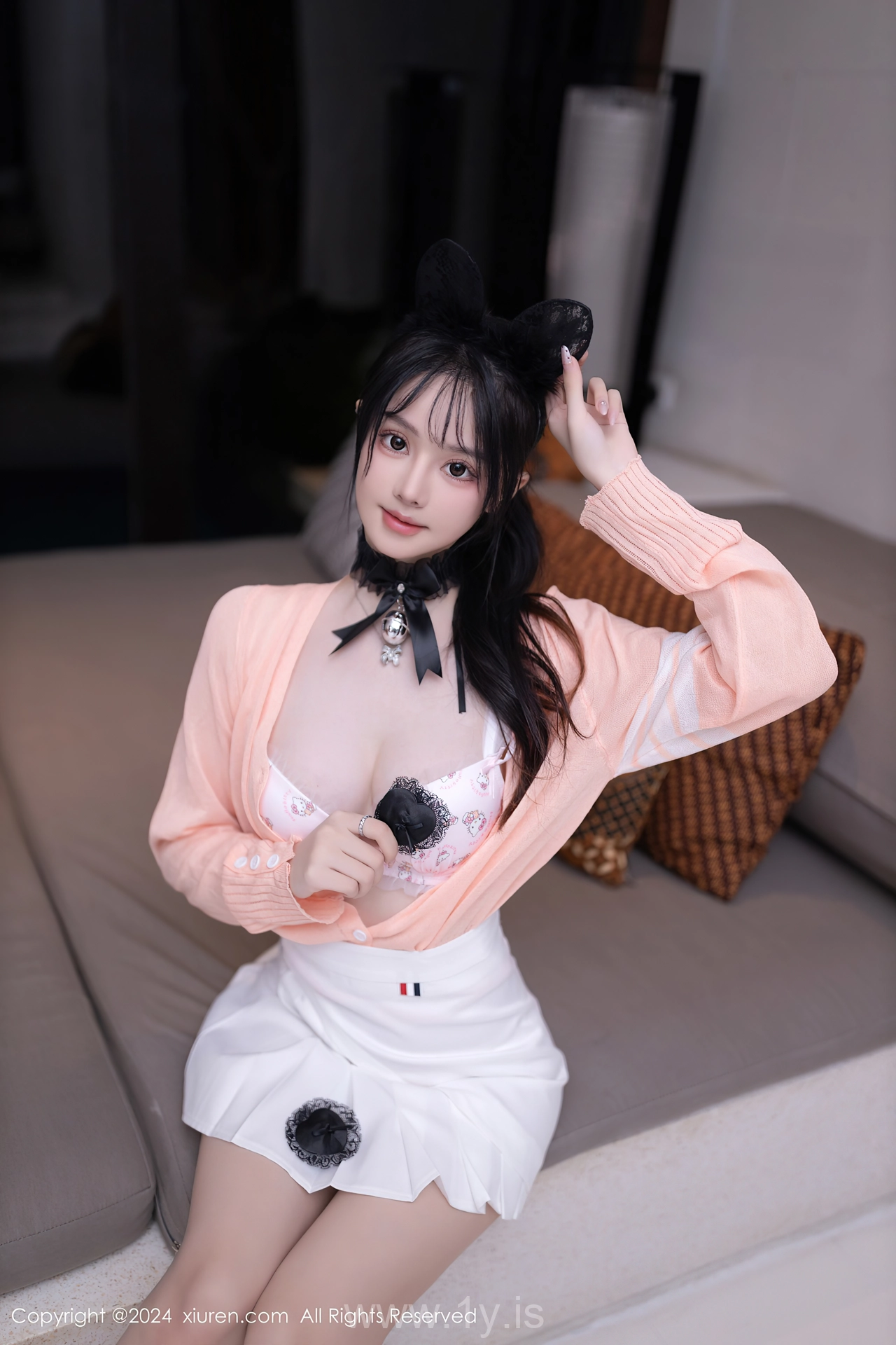 XIUREN(秀人网) No.8138 Delightful & Adorable Chinese Siren 幼幼