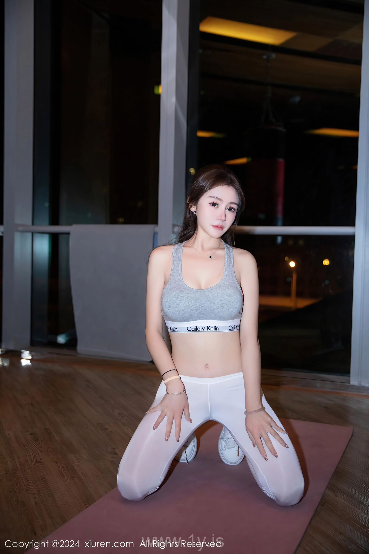 XIUREN(秀人网) No.8140 Gorgeous & Enchanting Asian Girl 林幼一