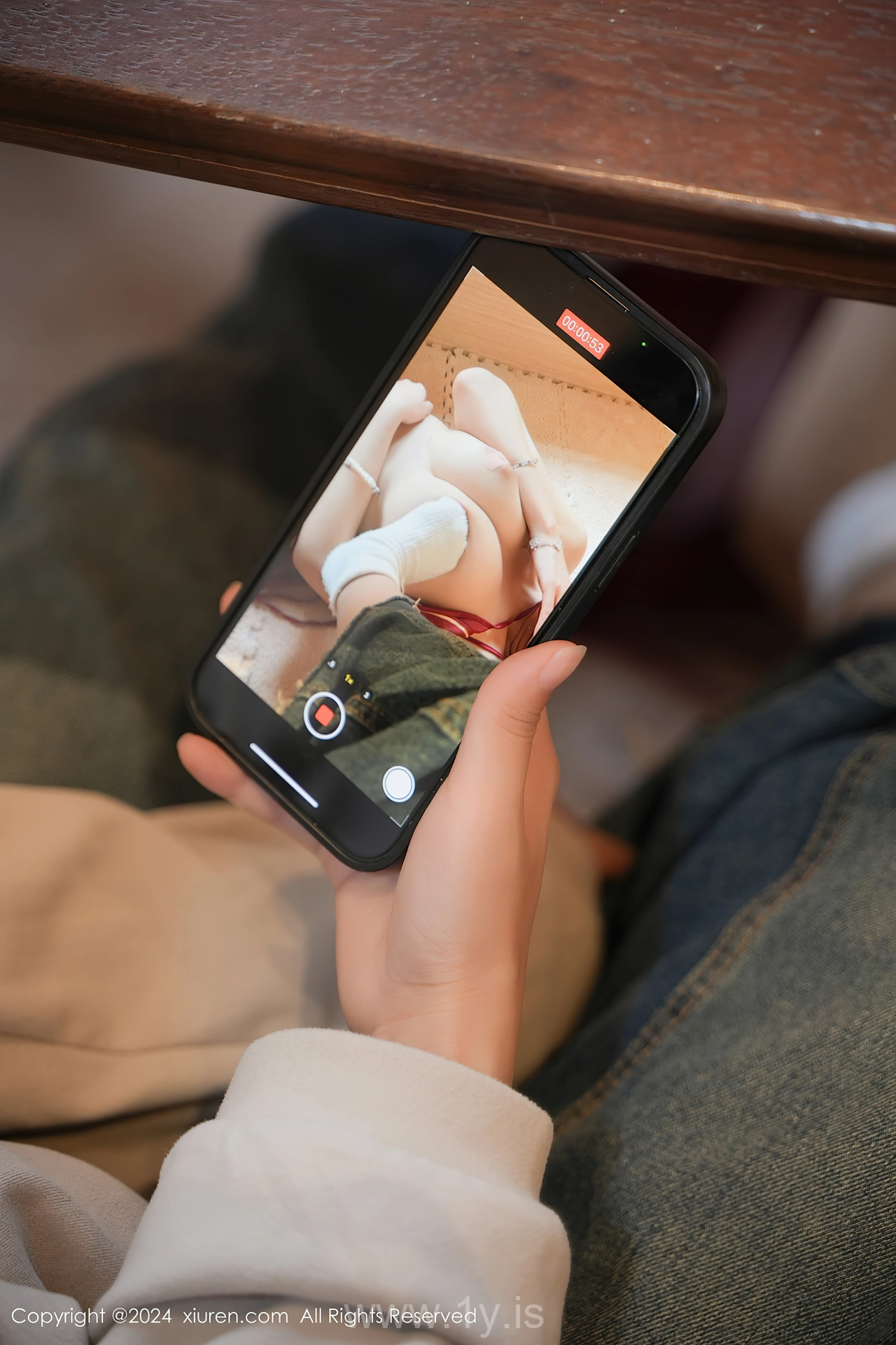 XIUREN(秀人网) No.8144 Nice-looking & Stylish Asian Rara Avis Carol周妍希X