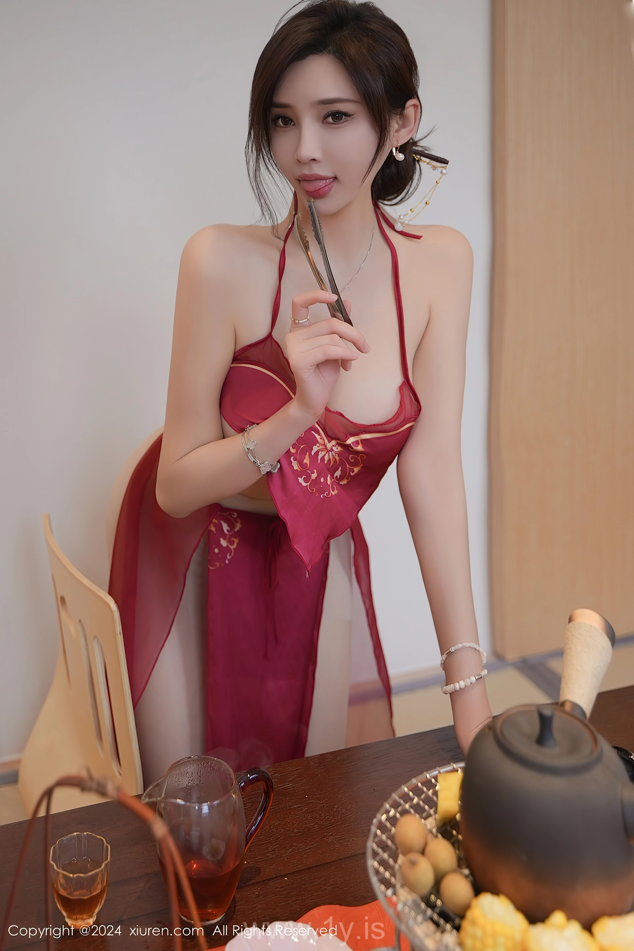 XIUREN(秀人网) No.8144 Nice-looking & Stylish Asian Rara Avis Carol周妍希X