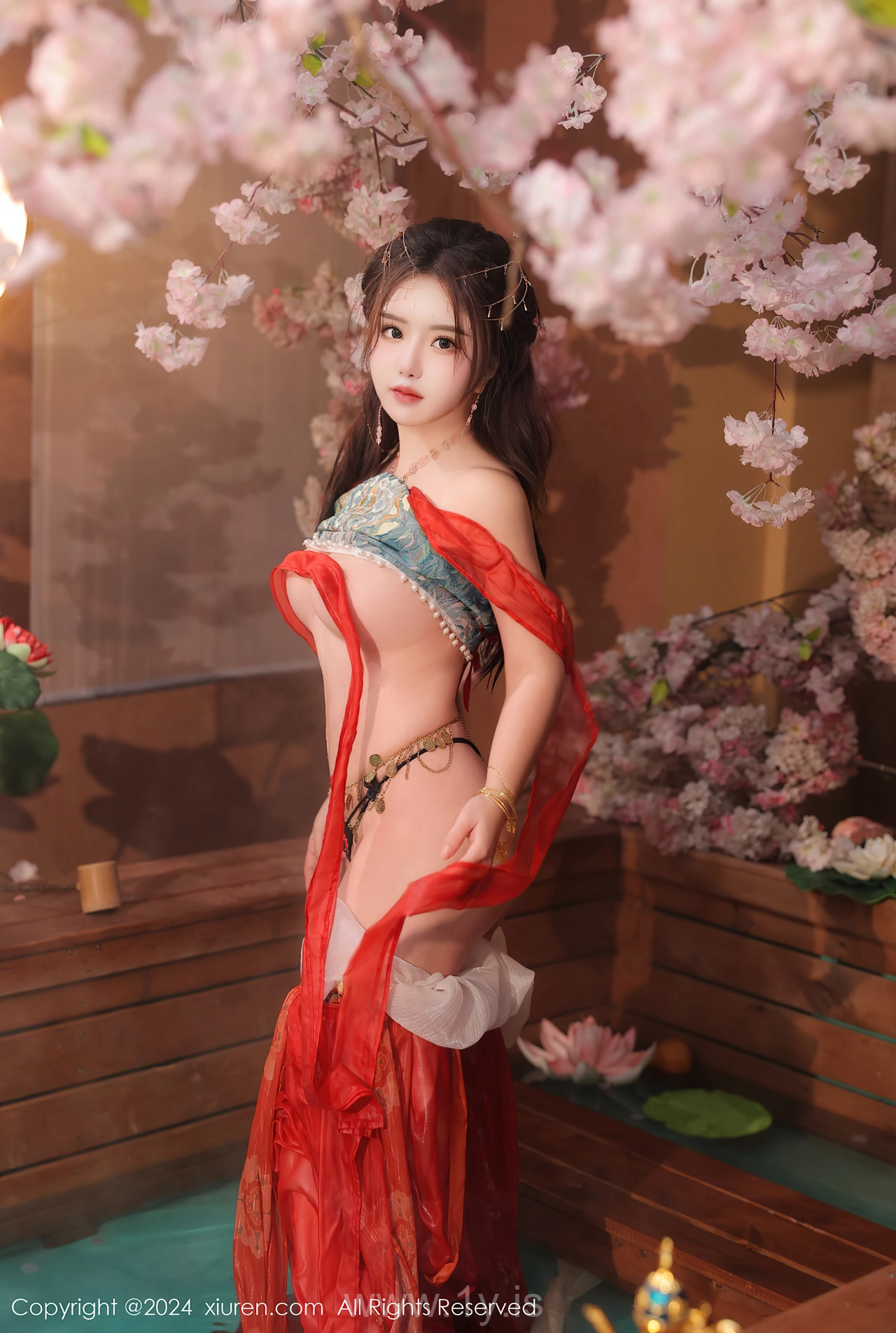 XIUREN(秀人网) No.8146 Angelic Chinese Cutie 小薯条nienie