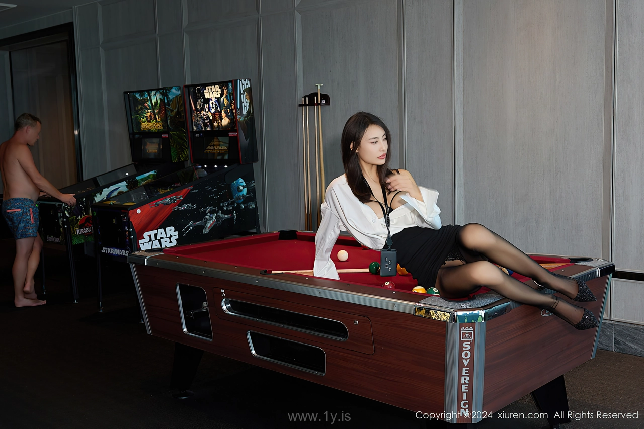 XIUREN(秀人网) No.8155 Hot & Pretty Asian Beauty lingyu69