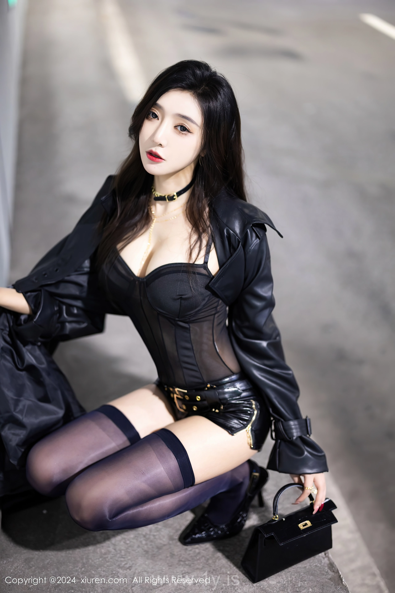 XIUREN(秀人网) No.8158 Elegant & Hot Asian Women 王馨瑶yanni