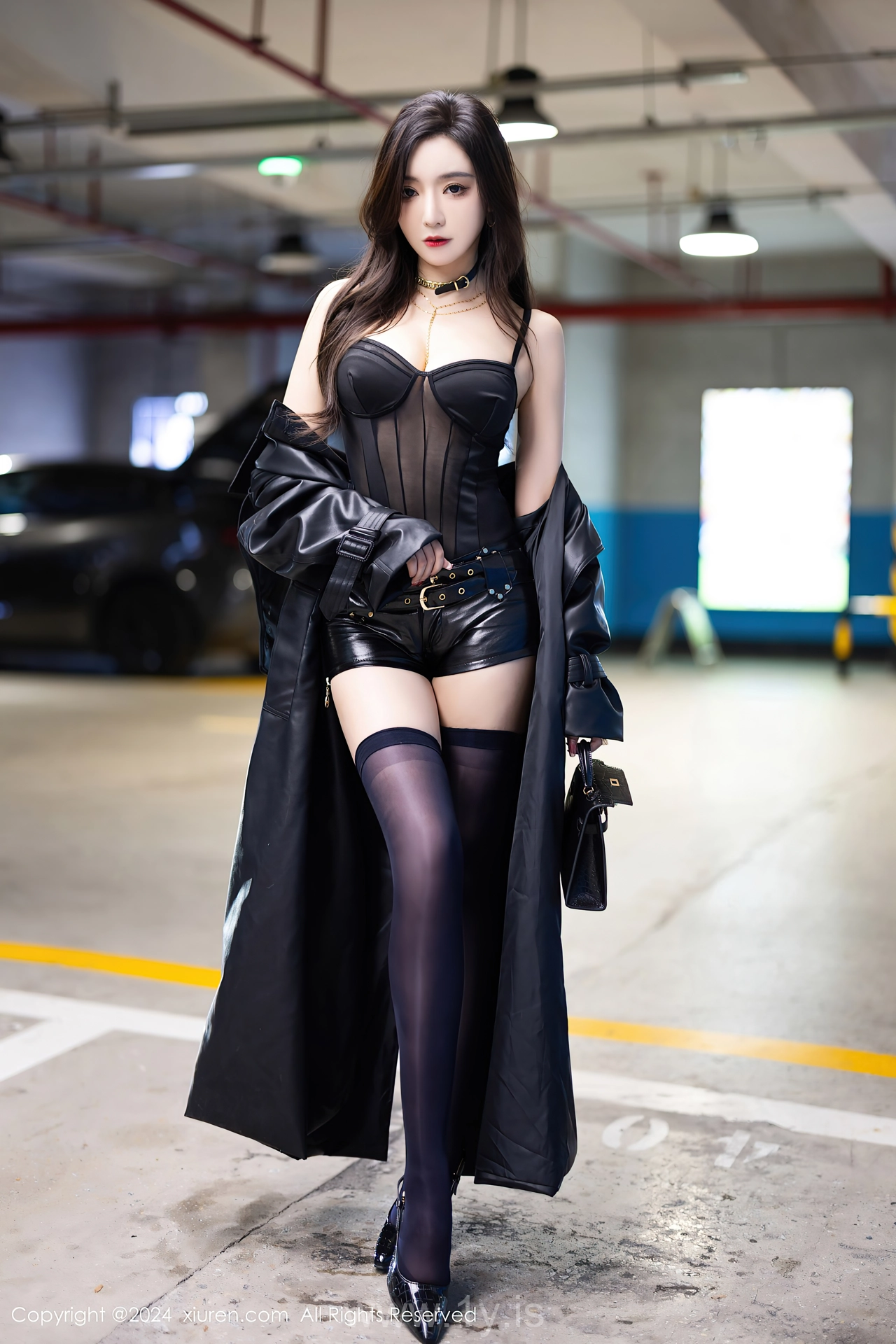 XIUREN(秀人网) No.8158 Elegant & Hot Asian Women 王馨瑶yanni