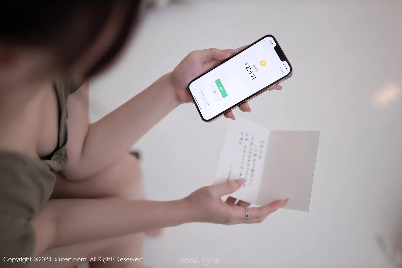 XIUREN(秀人网) No.8166 Vivacious & Innocent Asian Nymph 鱼子酱Fish