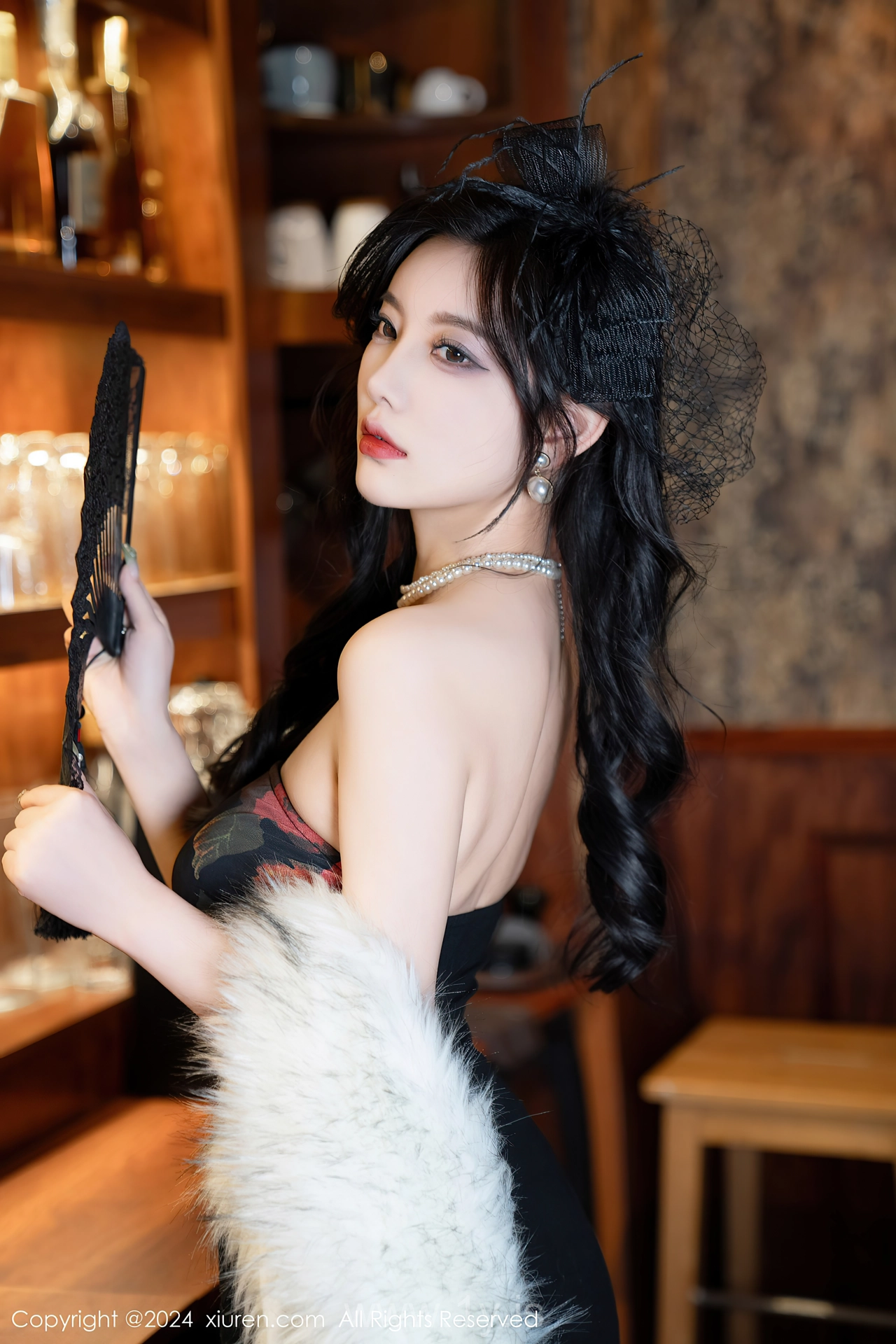 XIUREN(秀人网) No.8169 Beautiful & Dazzling Asian Temptress 杨晨晨Yome