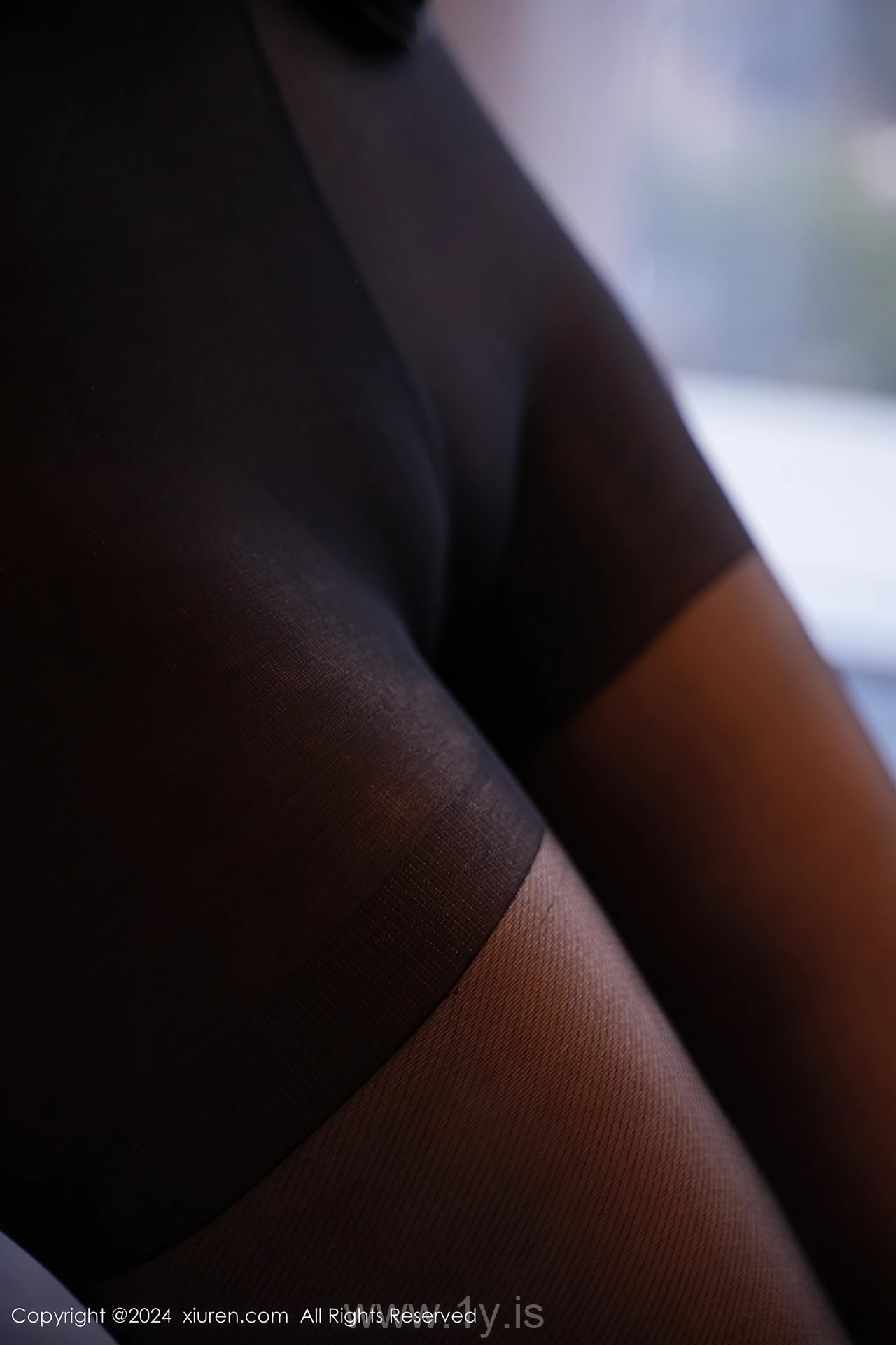 XIUREN(秀人网) No.8170 Stylish & Decent Asian Homebody Girl 蕾蕾醒了没