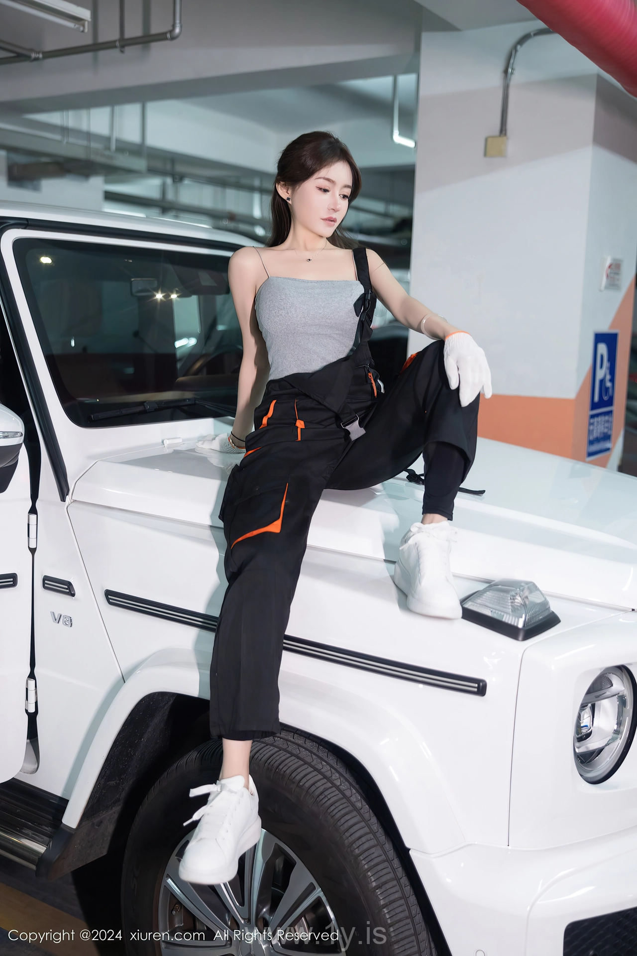 XIUREN(秀人网) No.8171 Ravishing & Sultry Asian Siren 林幼一