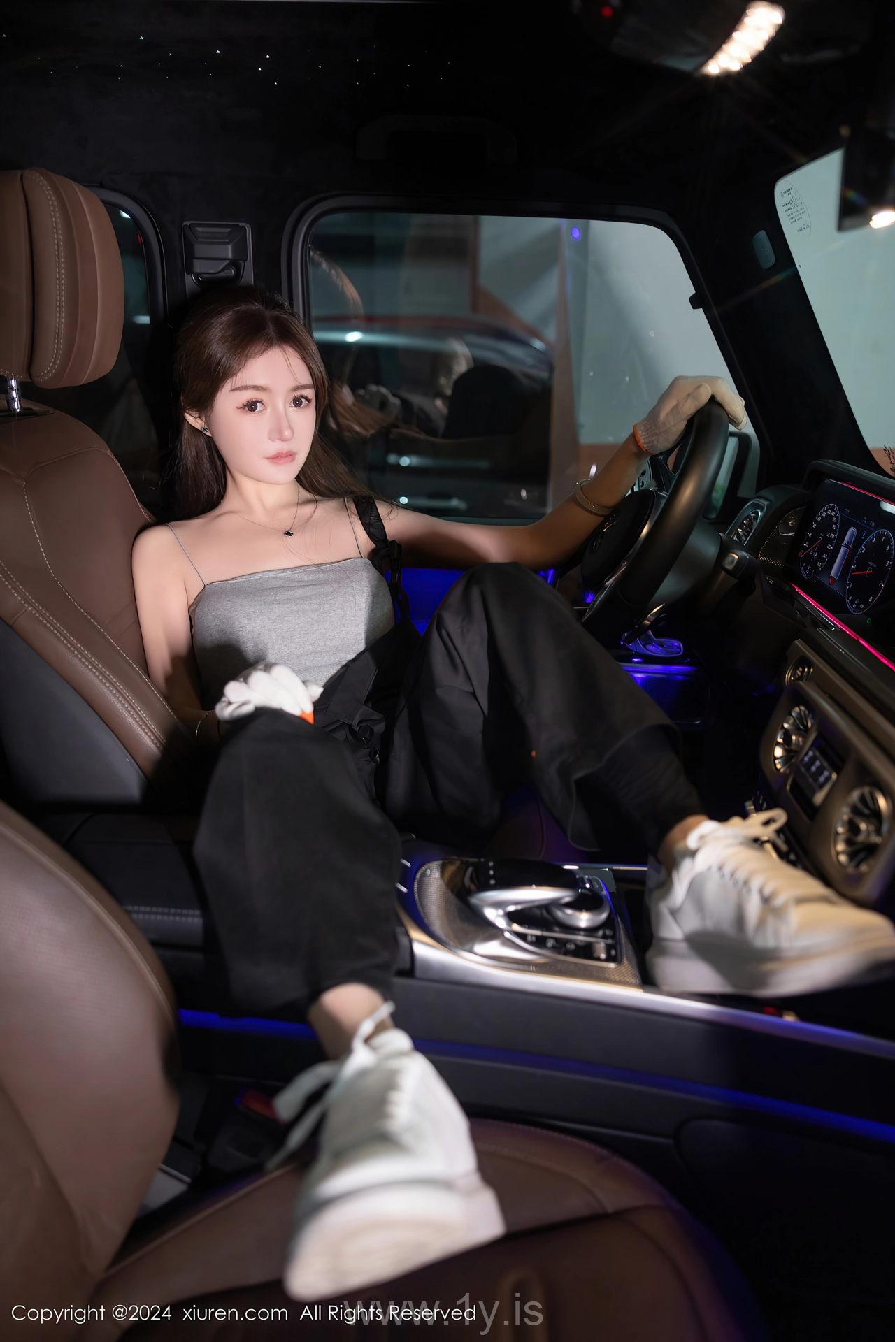 XIUREN(秀人网) No.8171 Ravishing & Sultry Asian Siren 林幼一