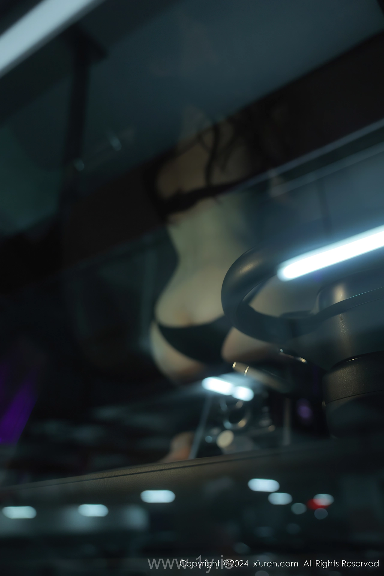 XIUREN(秀人网) No.8171 Ravishing & Sultry Asian Siren 林幼一