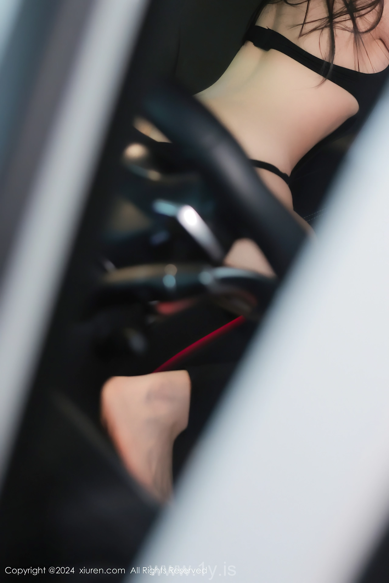 XIUREN(秀人网) No.8171 Ravishing & Sultry Asian Siren 林幼一