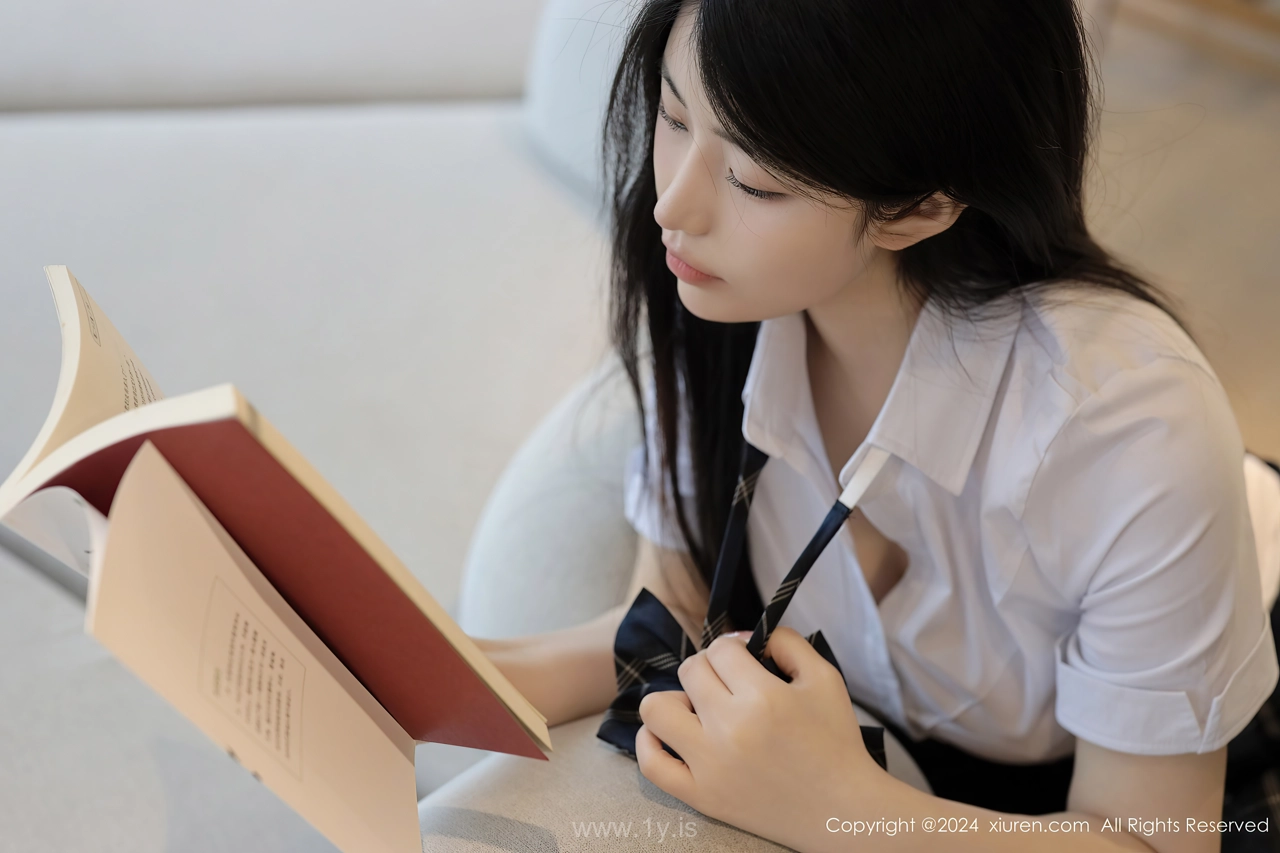 XIUREN(秀人网) No.8173 Radiant Chinese Cutie 陈小花