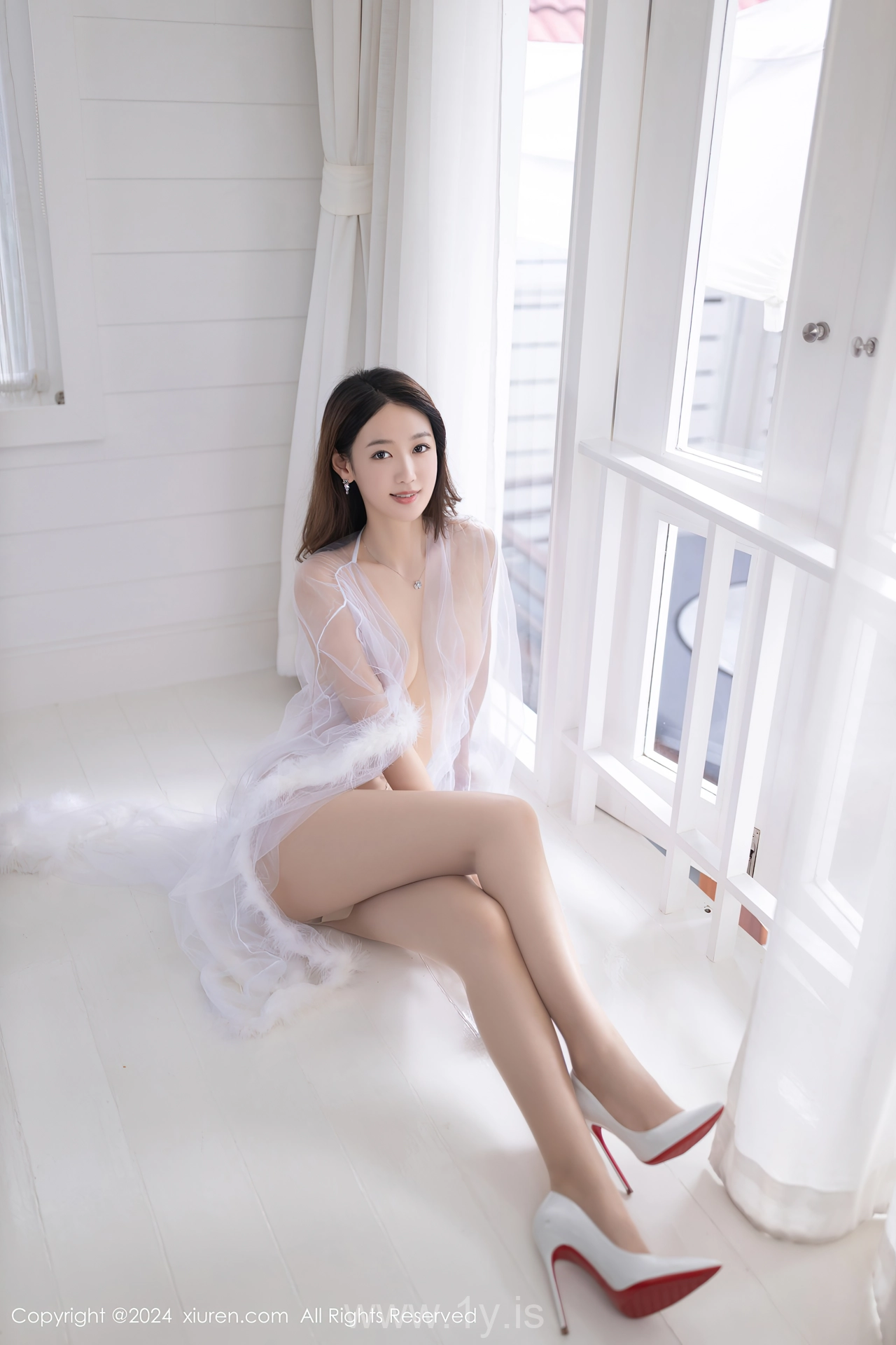 XIUREN(秀人网) No.8174 Appealing Asian Angel 唐安琪