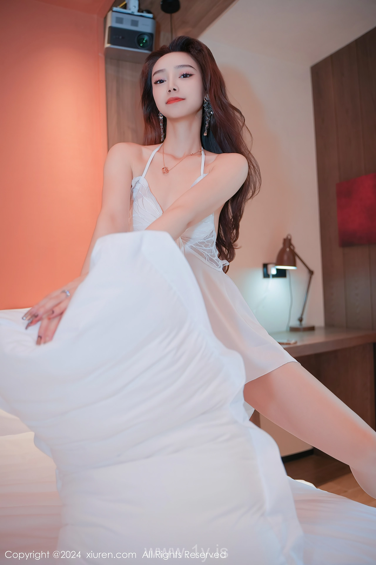 XIUREN(秀人网) No.8176 Adorable & Fancy Chinese Beauty 苏曼兮