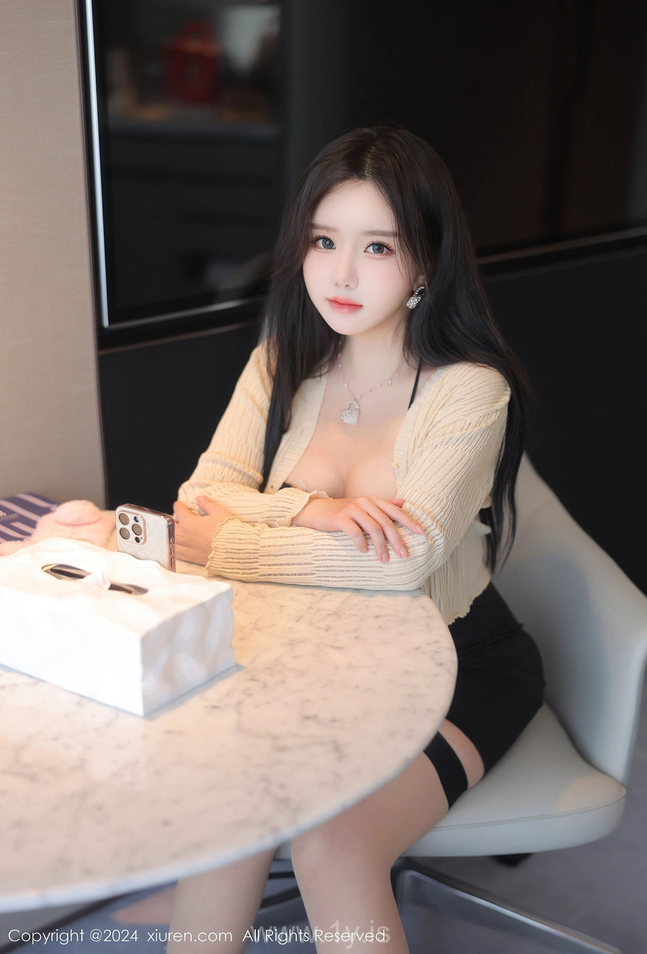 XIUREN(秀人网) No.8181 Charismatic & Delicate Chinese Sweetheart 小薯条nienie