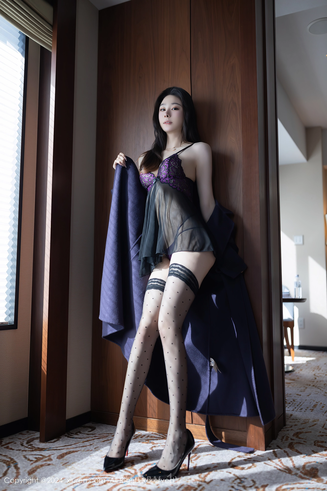 XIUREN(秀人网) No.8195 Nice-looking & Delicate Asian Starlet 小逗逗