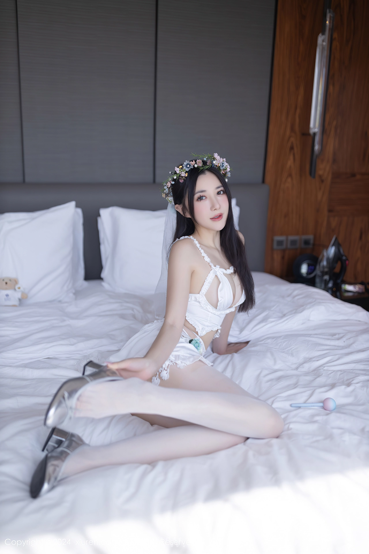 XIUREN(秀人网) No.8201 Hot Chinese Cutie 鱼子酱Fish