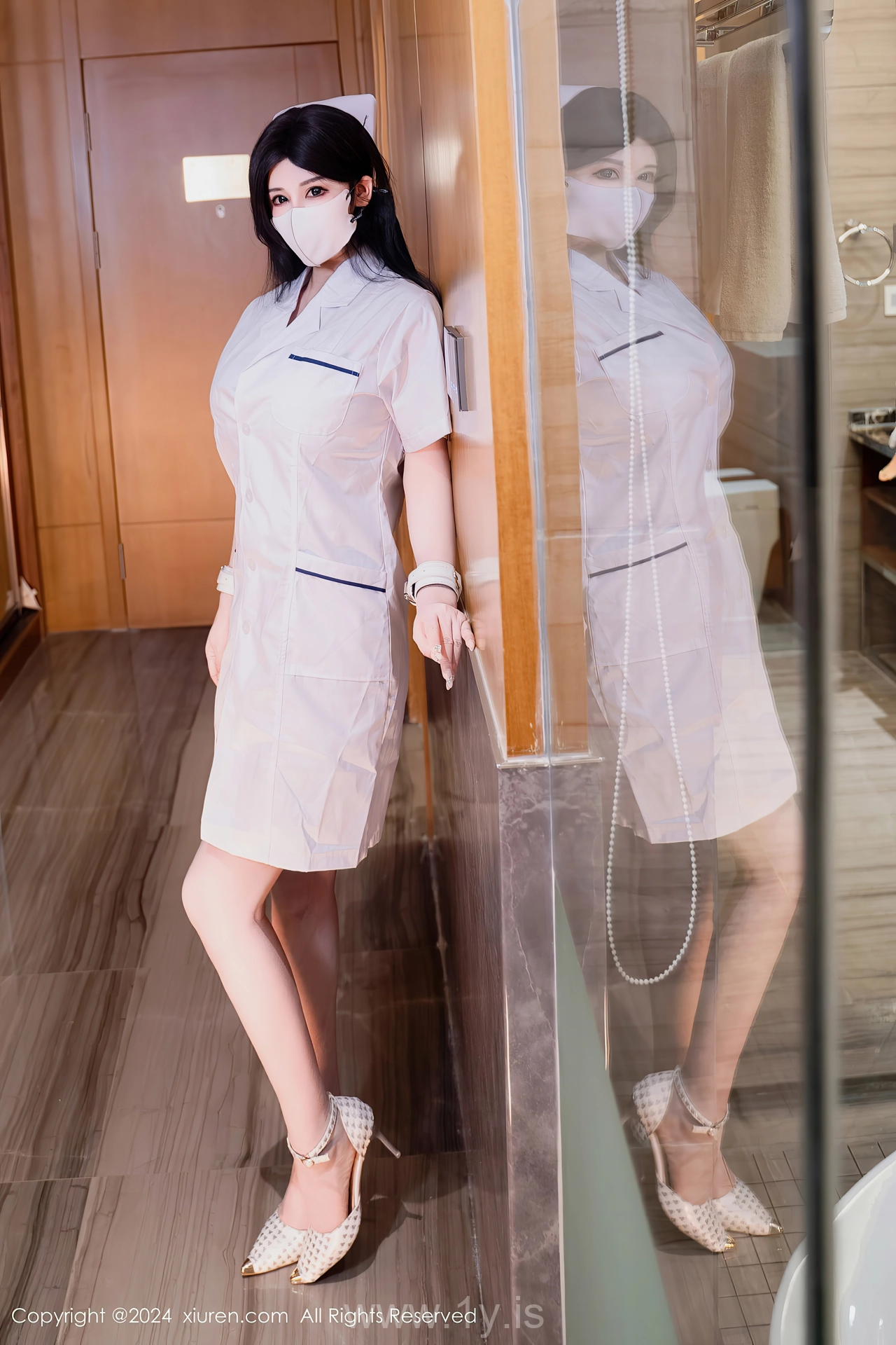 XIUREN(秀人网) No.8206 Lively Asian Babe 陈芊儿