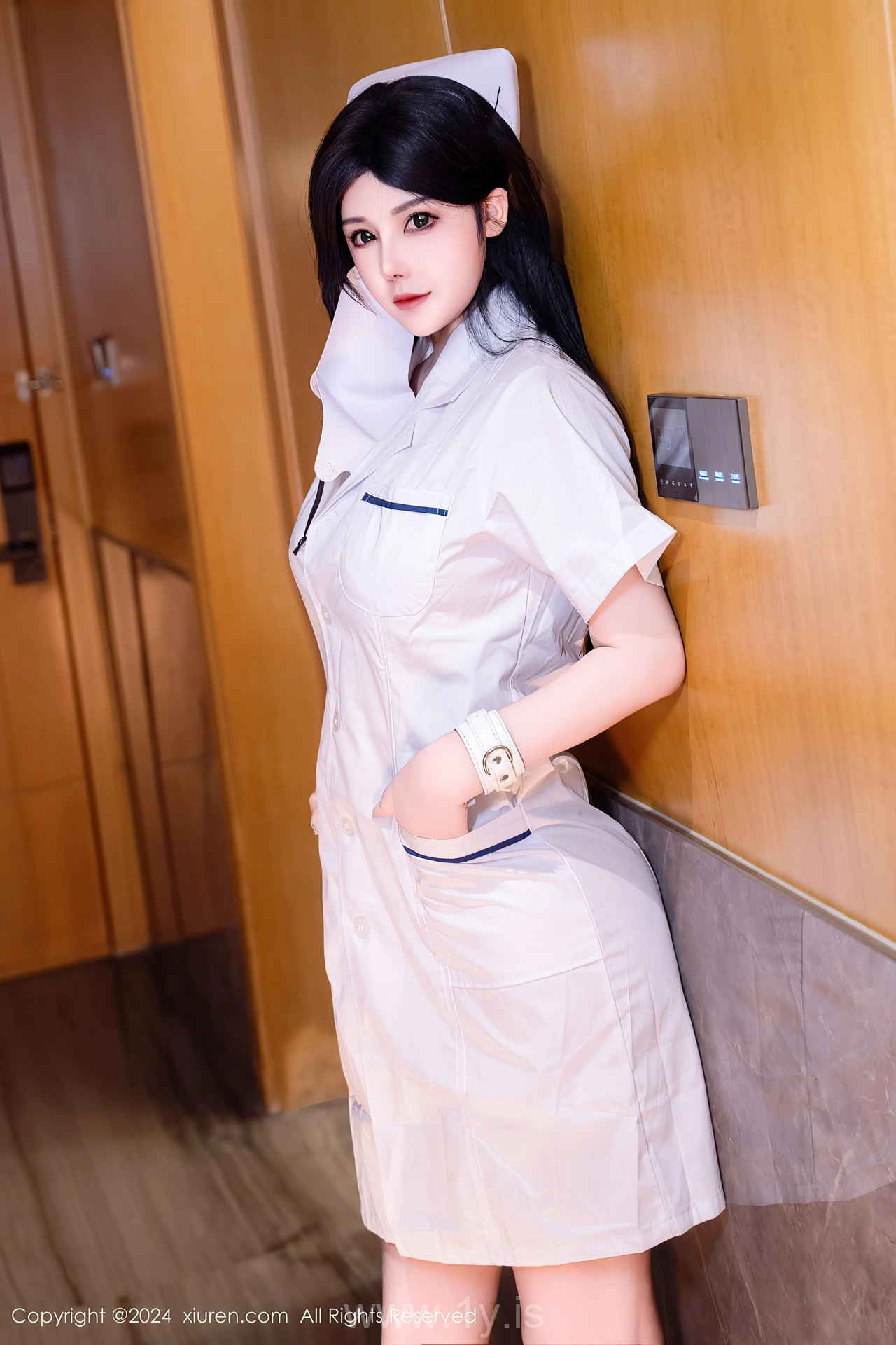 XIUREN(秀人网) No.8206 Lively Asian Babe 陈芊儿