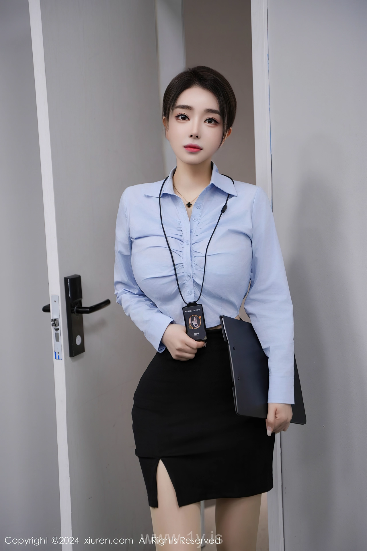 XIUREN(秀人网) No.8220 Well-developed Asian Babe 模特合集