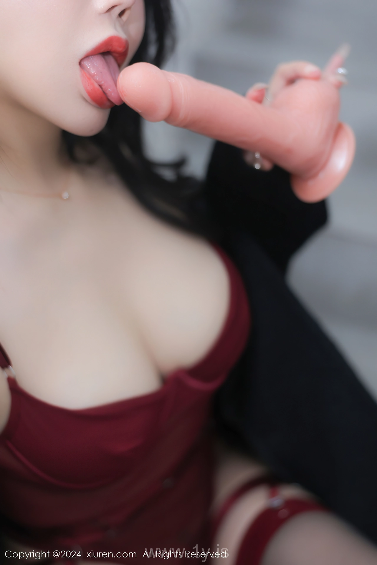 XIUREN(秀人网) No.8221 Fair Chinese Mature Princess 李若汐