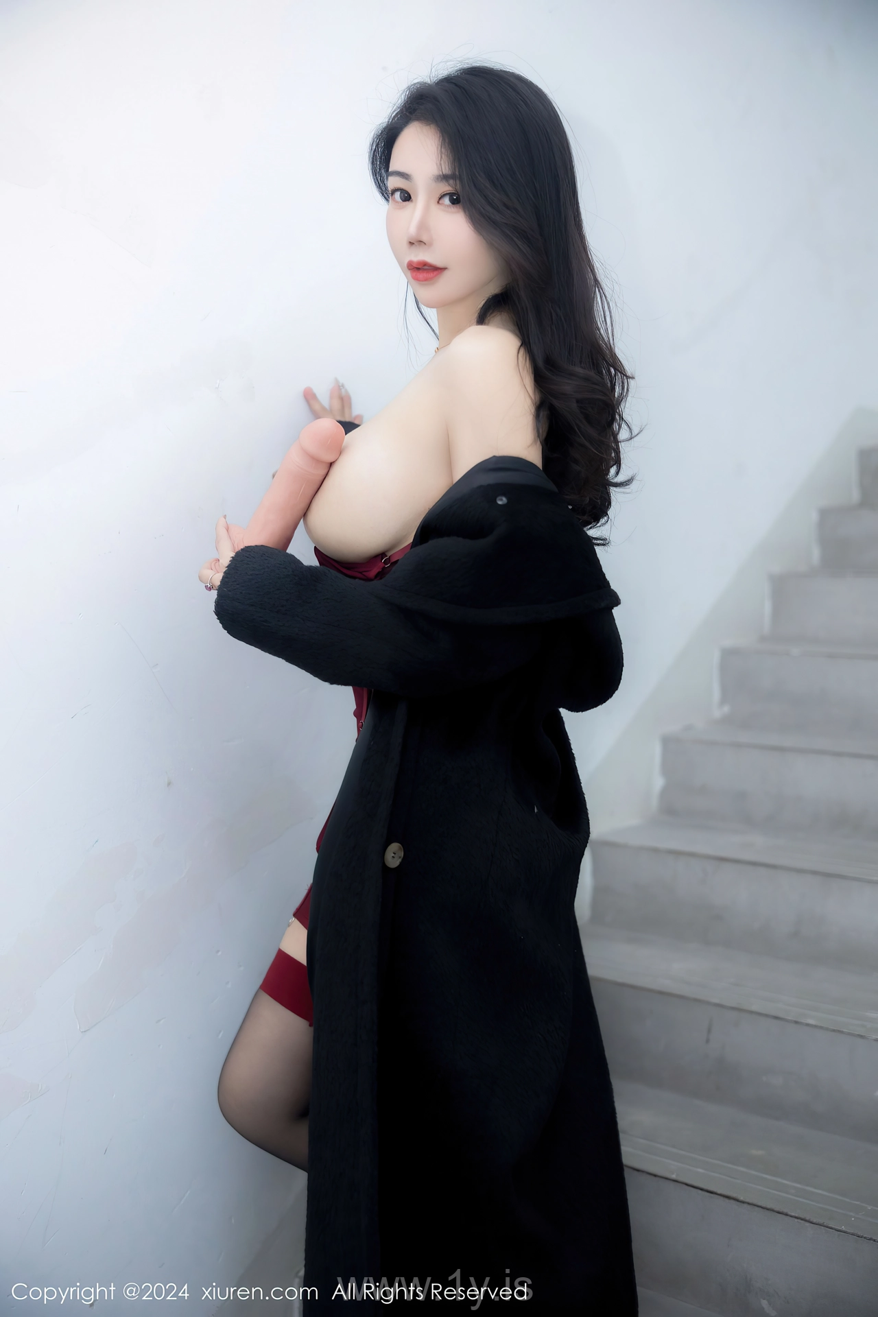 XIUREN(秀人网) No.8221 Fair Chinese Mature Princess 李若汐