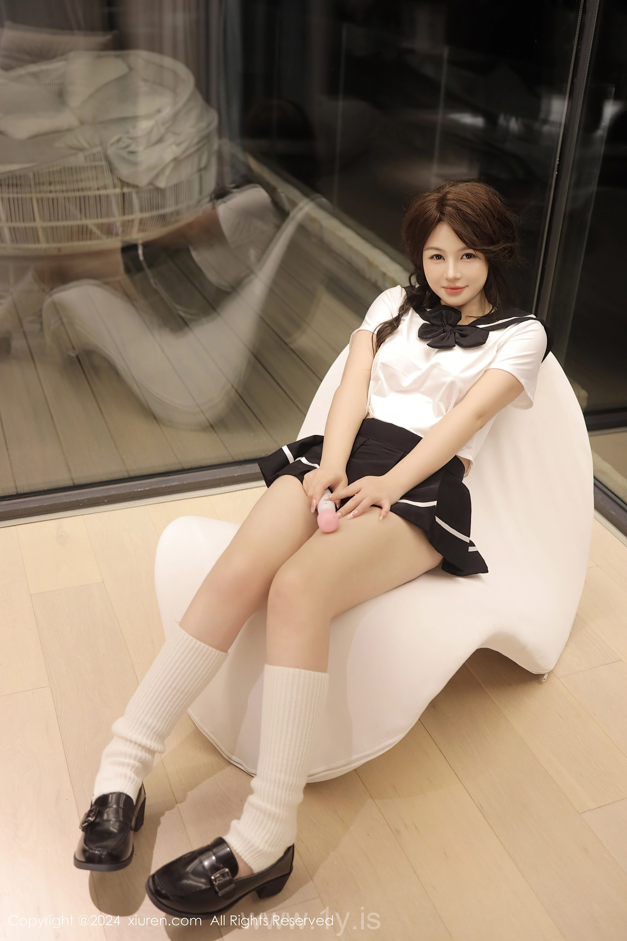 XIUREN(秀人网) No.8229 Cute & Appealing Asian Chick 沈思怡